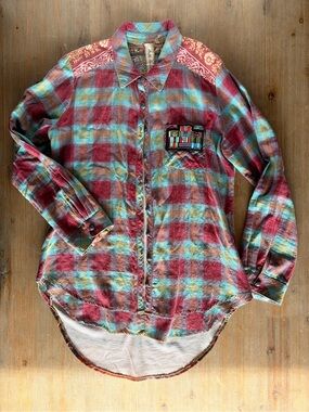 Aratta Silent Journey Plaid Button-Up Shirt